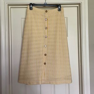 Below the knee summer skirt!